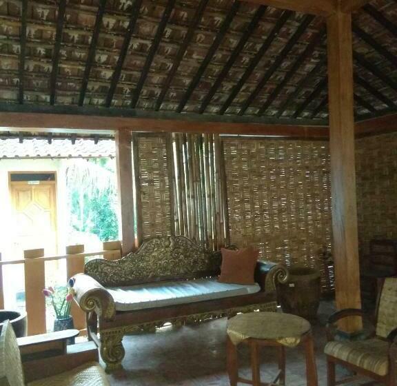 家族用バンガロー, Omah Ndeso Argopeni