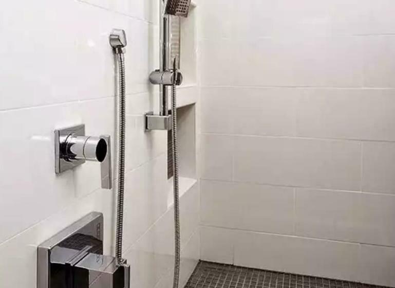 家族用バンガロー, Omah Ndeso Argopeni