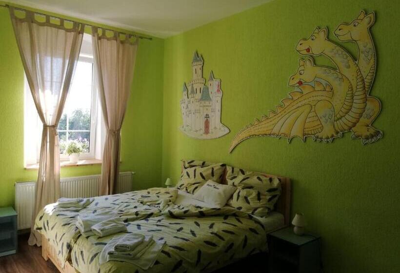 חדר סטנדרט לארבעה, Penzion Blatno