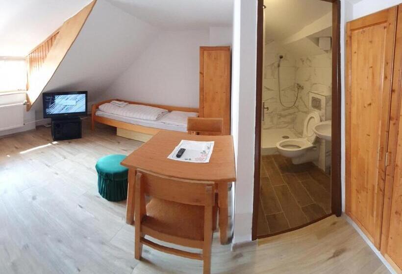 غرفة إقتصادية, Relax Penzion U Adama