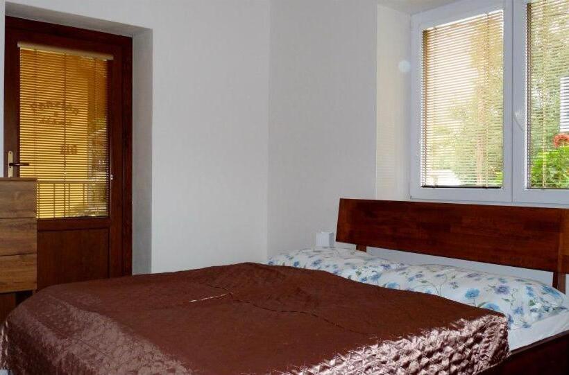 شقة غرفة واحدة, Relax Penzion U Adama