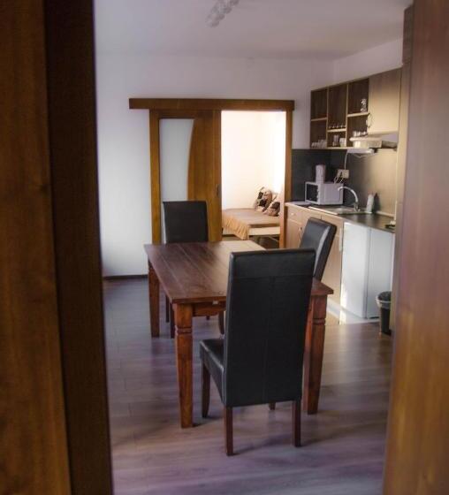 شقة غرفة واحدة, Relax Penzion U Adama