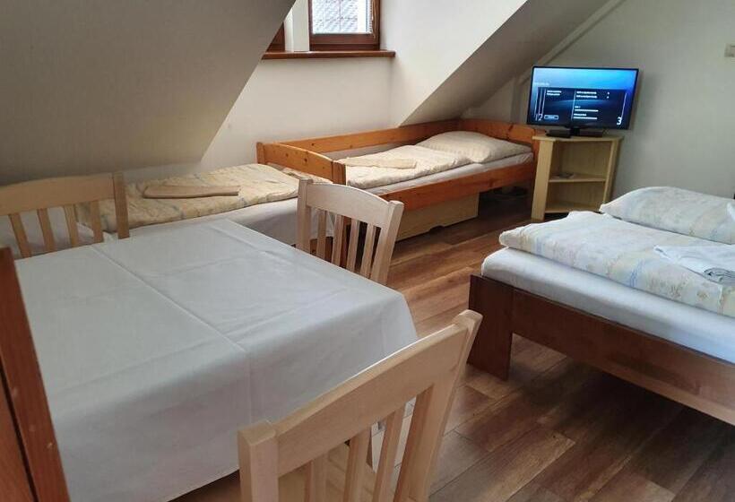 غرفة إقتصادية رباعية, Relax Penzion U Adama