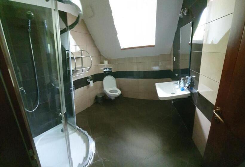 إستوديو قياسى, Relax Penzion U Adama