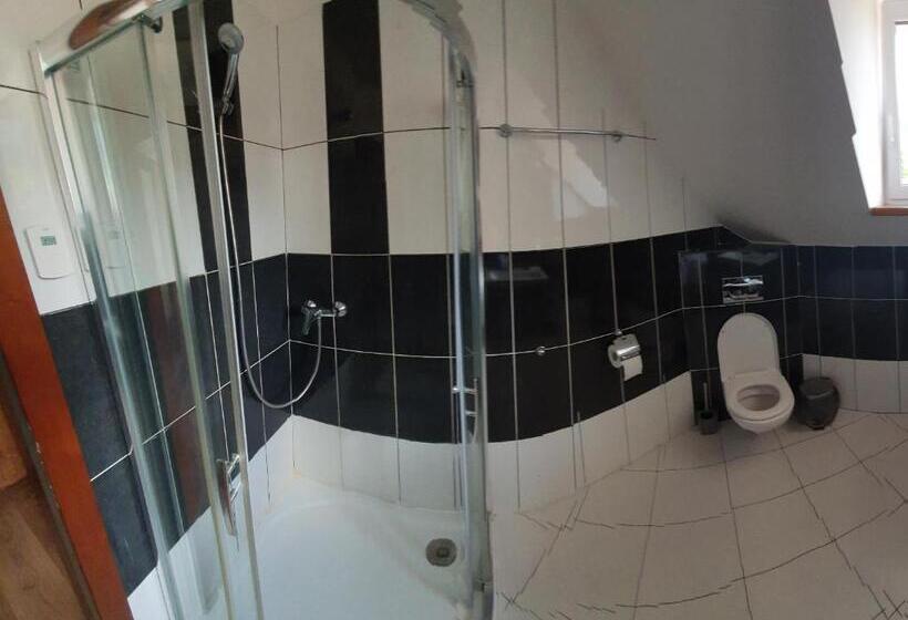 Студия Стандарт, Relax Penzion U Adama