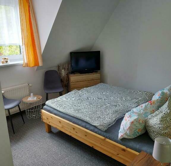 חדר בסיסי, Pension Sonnenblick