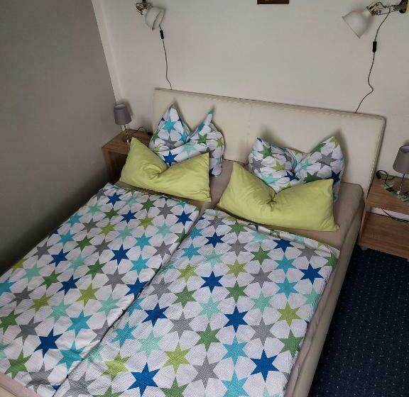 חדר בסיסי, Pension Sonnenblick