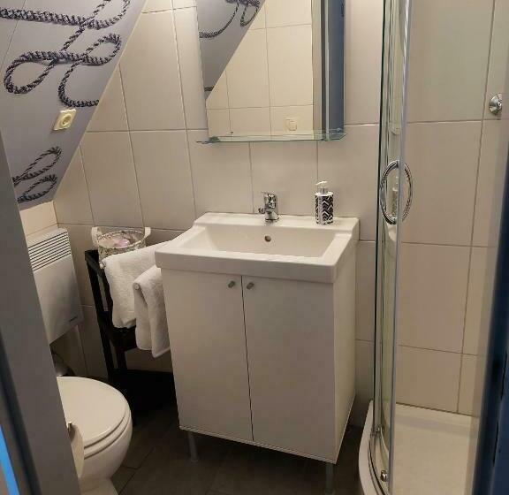 חדר בסיסי, Pension Sonnenblick