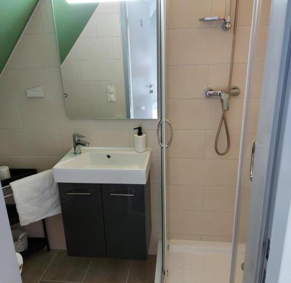 חדר סטנדרט יחיד, Pension Sonnenblick