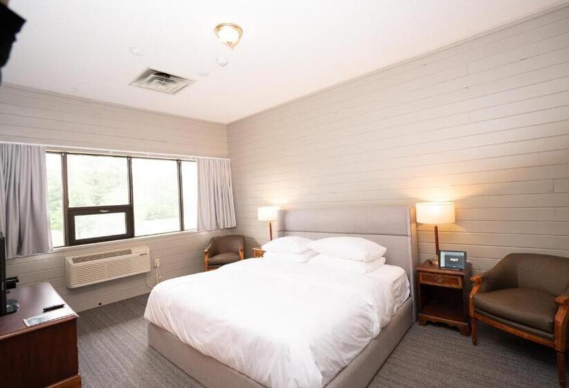 غرفة قياسية سرير كينج, Nomi Resort