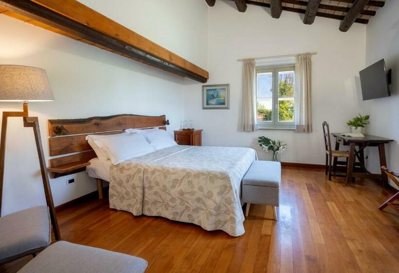 חדר דלוקס לשלושה, Villa Lemarche B&b