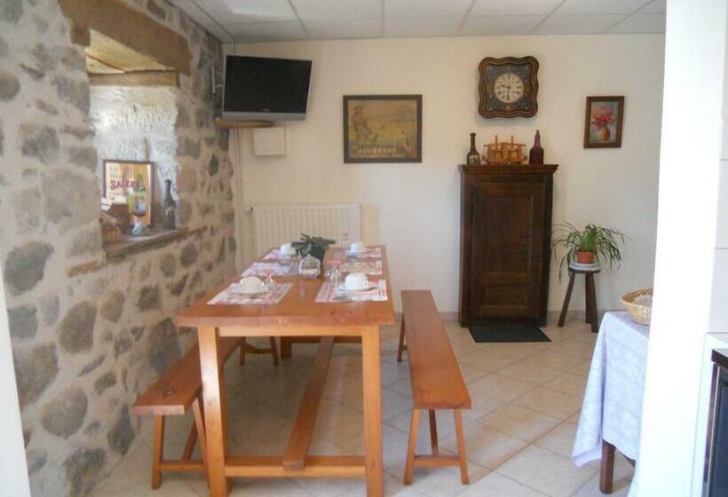 Номер Стандарт, Annie Jouve Chambres D Hôtes Champassis