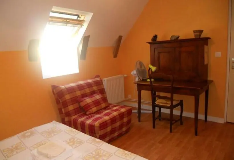 スタンダードルーム, Annie Jouve Chambres D Hôtes Champassis