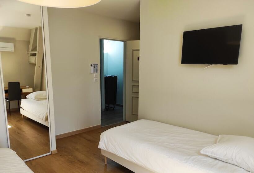 غرفة قياسية ثلاثية, Chambre D Hôtes Le Domaine Des Hirondelles