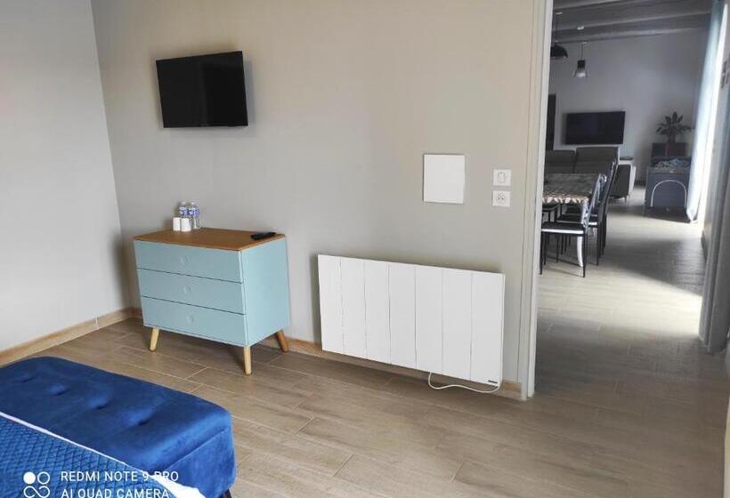 غرفة قياسية لذوى الاحتياجات الخاصة, Chambre D Hôtes Le Domaine Des Hirondelles