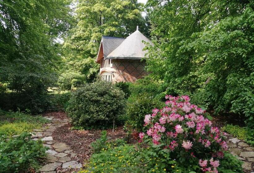 חדר משפחתי, Chambre E André Le Domaine Des Jardins De Bracquetuit