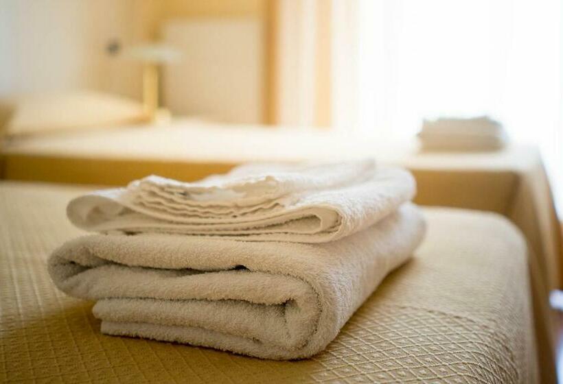 חדר סטנדרט יחיד, Il Giardino Degli Allori