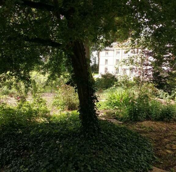 חדר משפחתי, Chambre E André Le Domaine Des Jardins De Bracquetuit