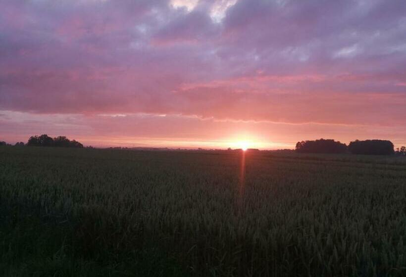 חדר משפחתי, Chambre E André Le Domaine Des Jardins De Bracquetuit