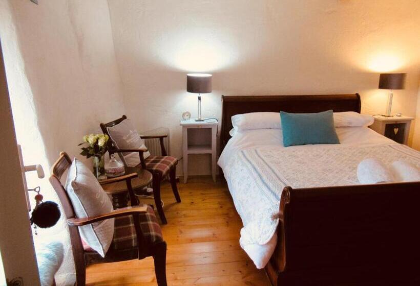 带大床的高级房间, Trevejean Chambre D Hotes De Charme