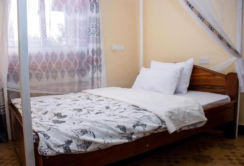 חדר יחיד נוף בריכה, Kilimanjaro Snow Peak