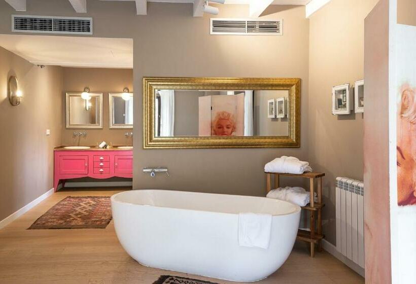 디럭스 스위트, Palacio De Luko