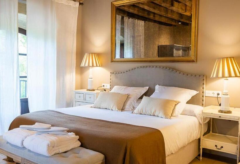 디럭스 룸, Palacio De Luko