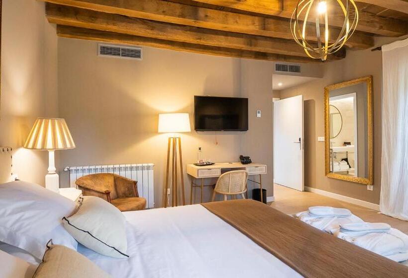 디럭스 룸, Palacio De Luko