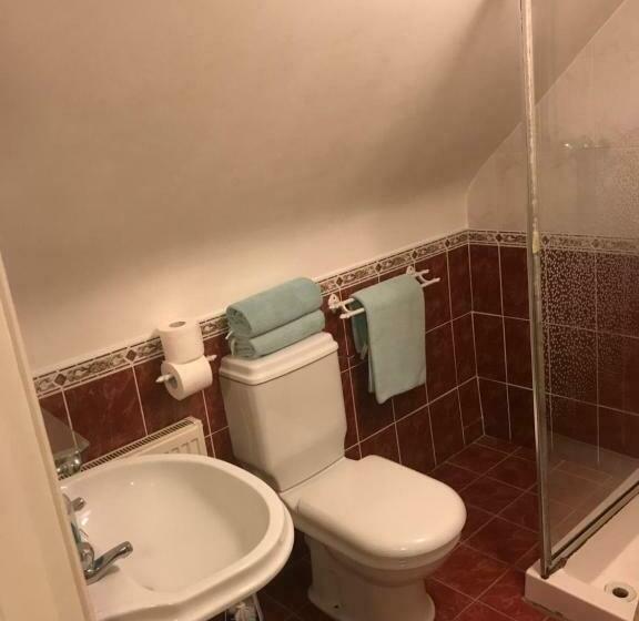 غرفة عائلية, Kinsale B&b