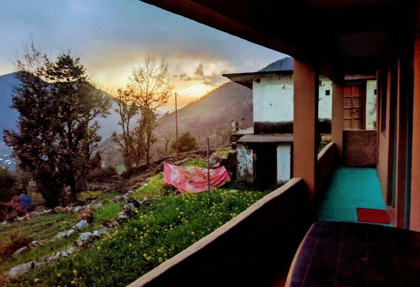 غرفة قياسية سرير كينج, Moon Hotel Tungnath