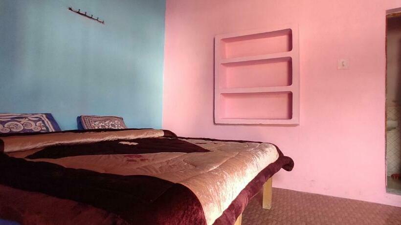 غرفة إقتصادية, Moon Hotel Tungnath