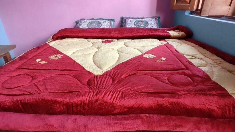 غرفة إقتصادية, Moon Hotel Tungnath