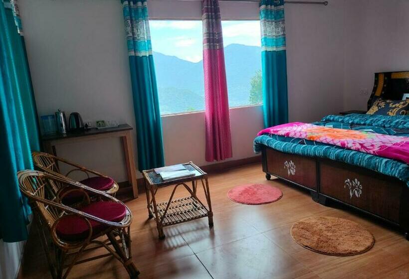 스탠다드 룸 킹사이즈 침대, Moon Hotel Tungnath