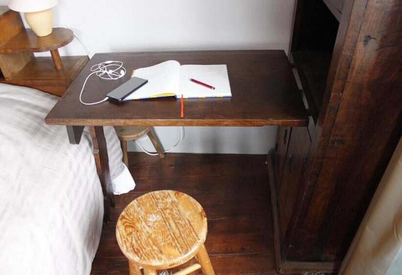 ガーデンビュースタンダードルーム, Avenue Du Château