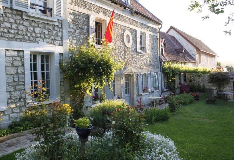 バス共有のスタンダードルーム, Avenue Du Château