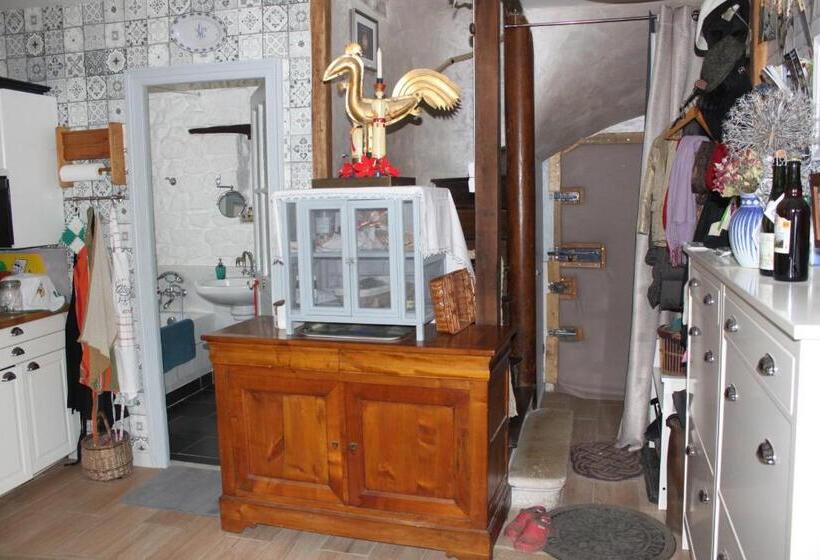 ガーデンビュースタンダードルーム, Avenue Du Château