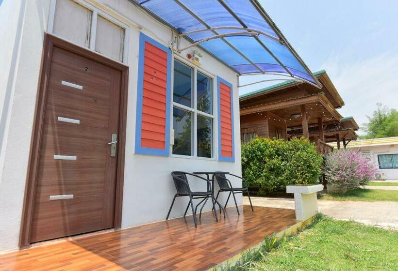 Quarto Estandar Cama King, Chomduen Phu Kao Resort