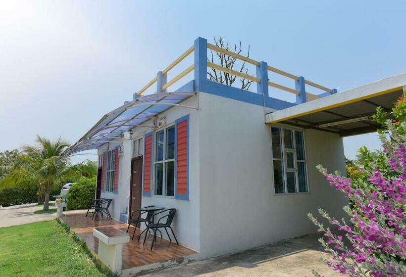 Quarto Estandar Cama King, Chomduen Phu Kao Resort