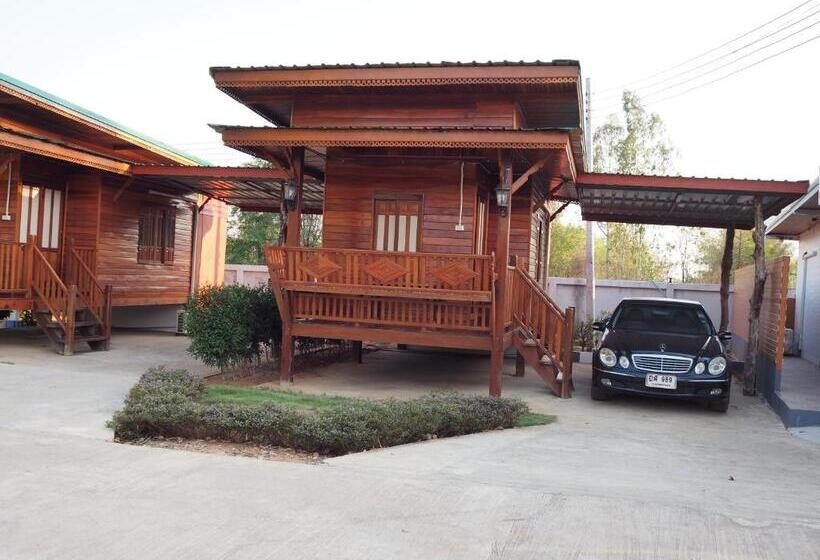 발코니 디럭스 룸, Chomduen Phu Kao Resort