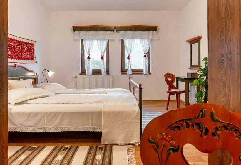 Номер Deluxe, Conacul Secuiesc Székelykő Kúria