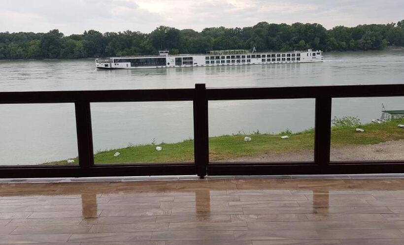 标准间带阳台, Duna Dráva Vendégház