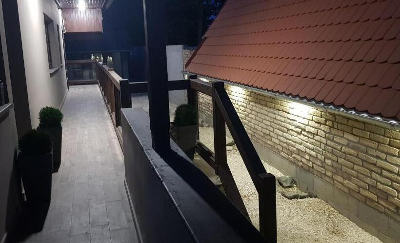 带共用浴室的标准房间, Duna Dráva Vendégház