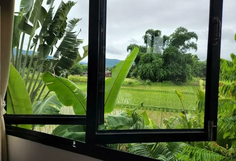 スーペリアールーム, Chill House Mae Sariang