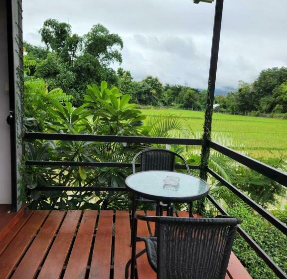 スーペリアールーム, Chill House Mae Sariang