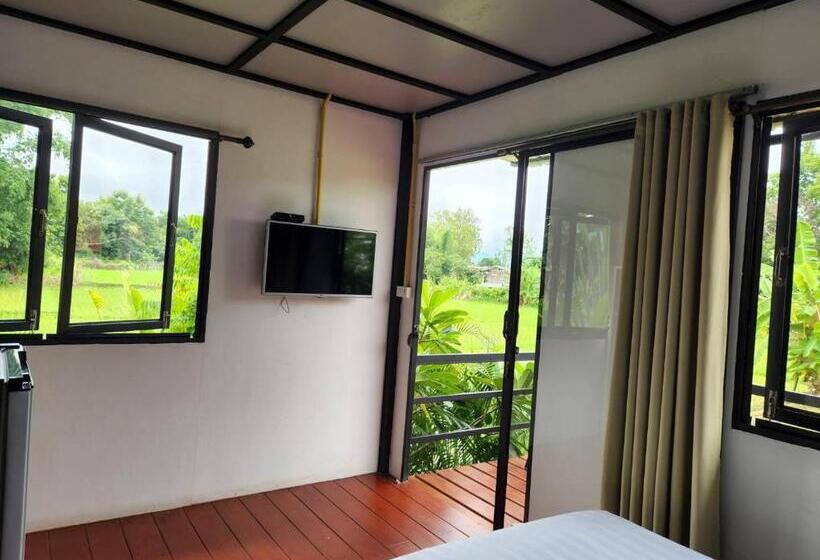 スーペリアールーム, Chill House Mae Sariang