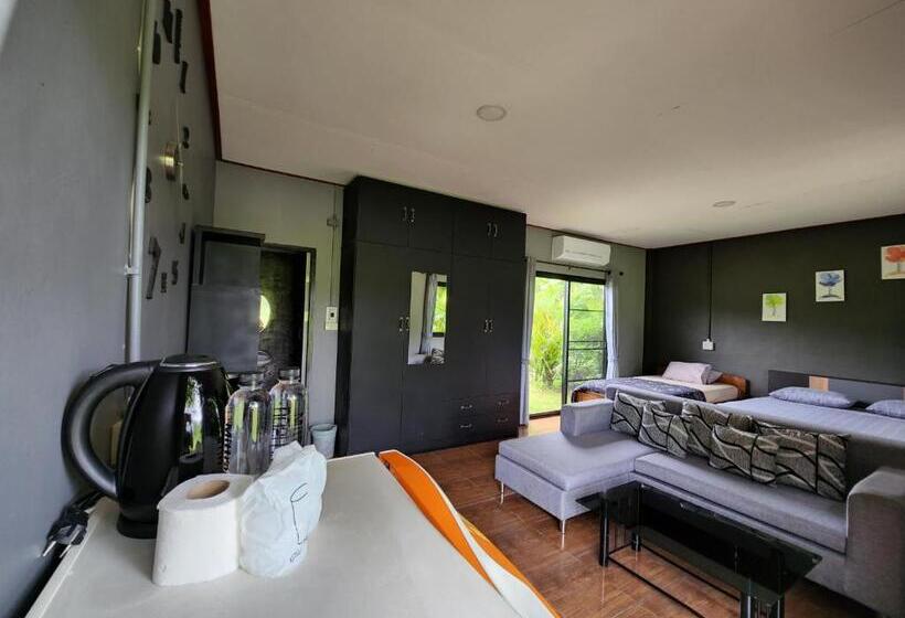 スタンダードルーム, Chill House Mae Sariang