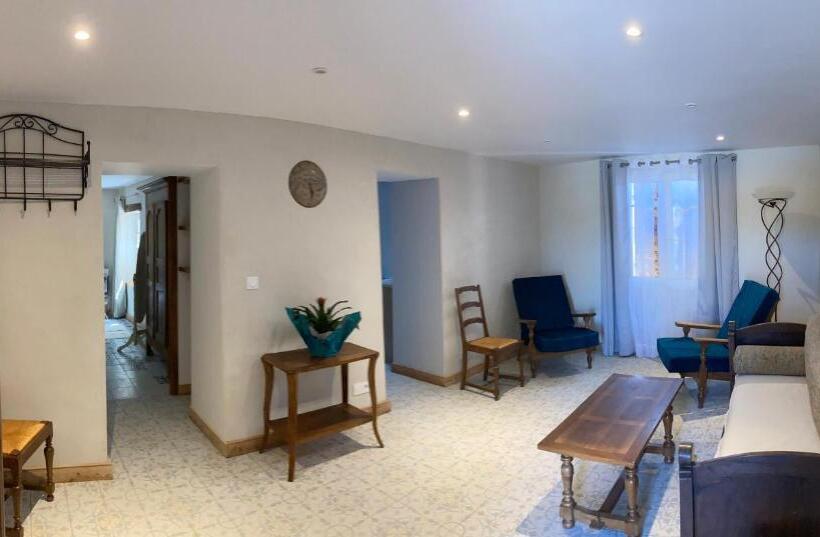 דירת שני חדרים, Domaine De Combe Beluze