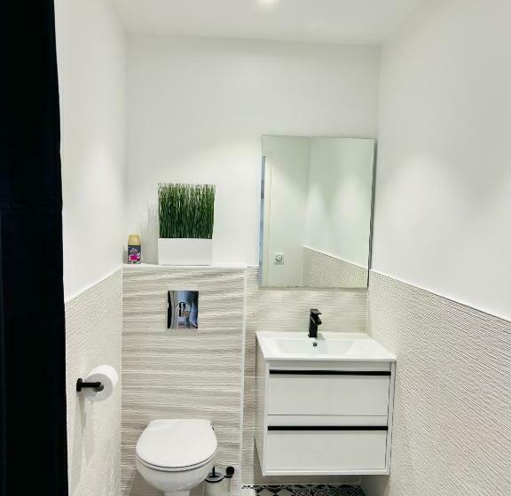 Апартаменты 1 Спальня Нижний Этаж, Résidence Belle Vue