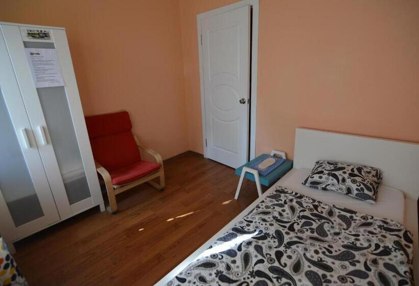 اتاق استاندارد یک نفره, Deeps Hostel Ankara