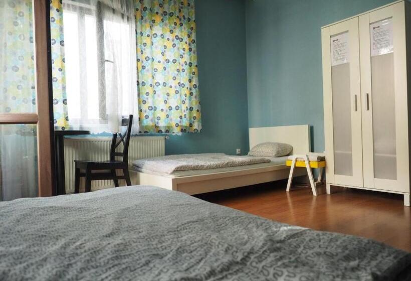 اتاق استاندارد, Deeps Hostel Ankara